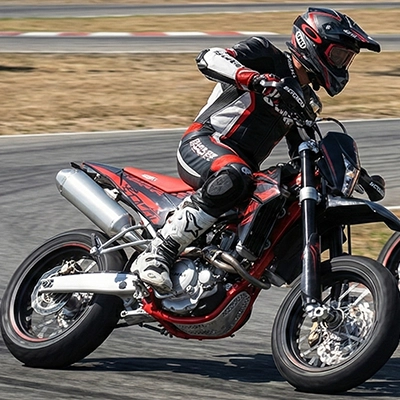 SWM Supermotard motorcykel