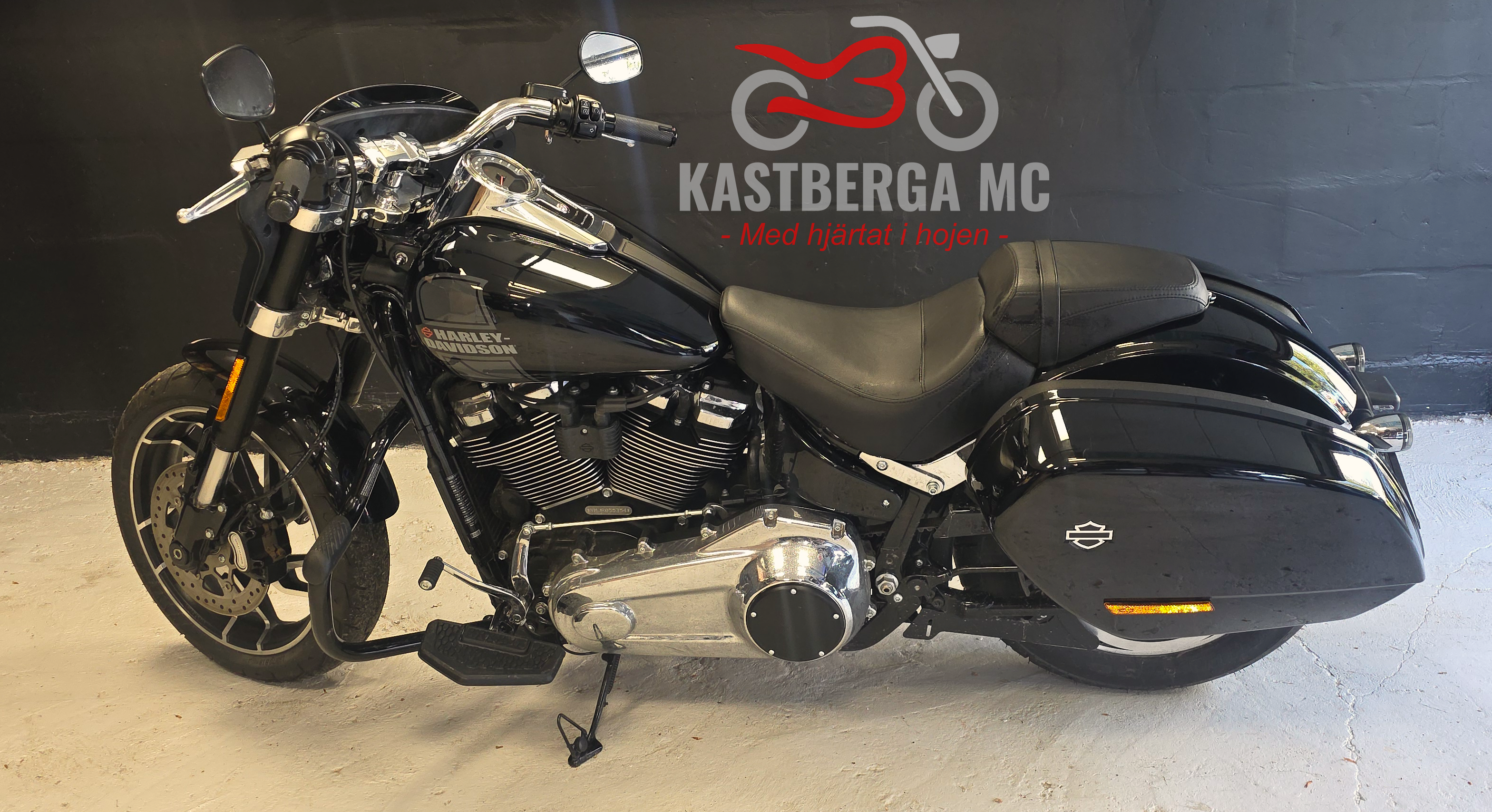 Harley-Davidson Sport Glide motorcykel till salu i Skåne hos Kastberga MC