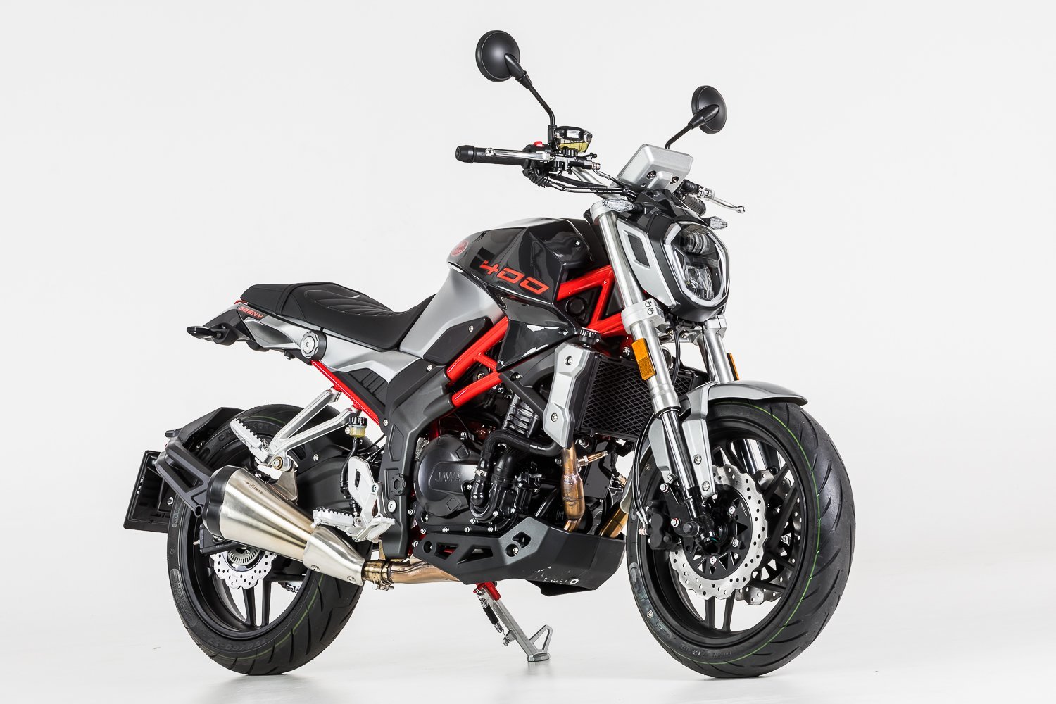 JAWA Naked